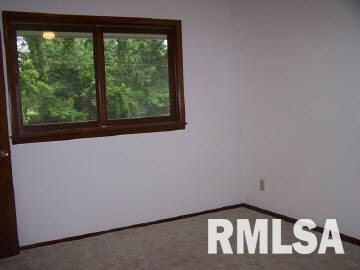 1034 Glenn Road Murphysboro, IL 62966 - Photo 8 of 13 Gallery Image 8