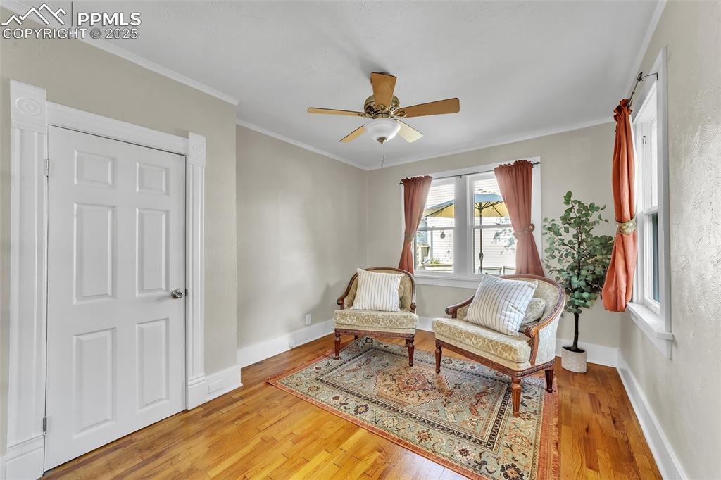 319 South Institute Street Colorado Springs, CO 80903 - Photo 6 of 49 a living room with furniture and a window