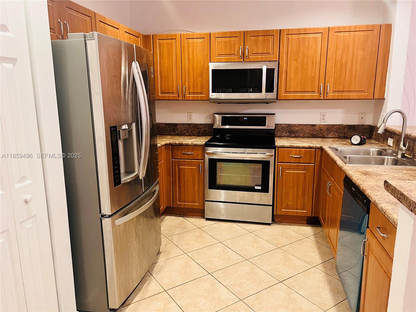 8252 Southwest 25th Court, Unit 107 Miramar, FL 33025 - Photo 6 of 12