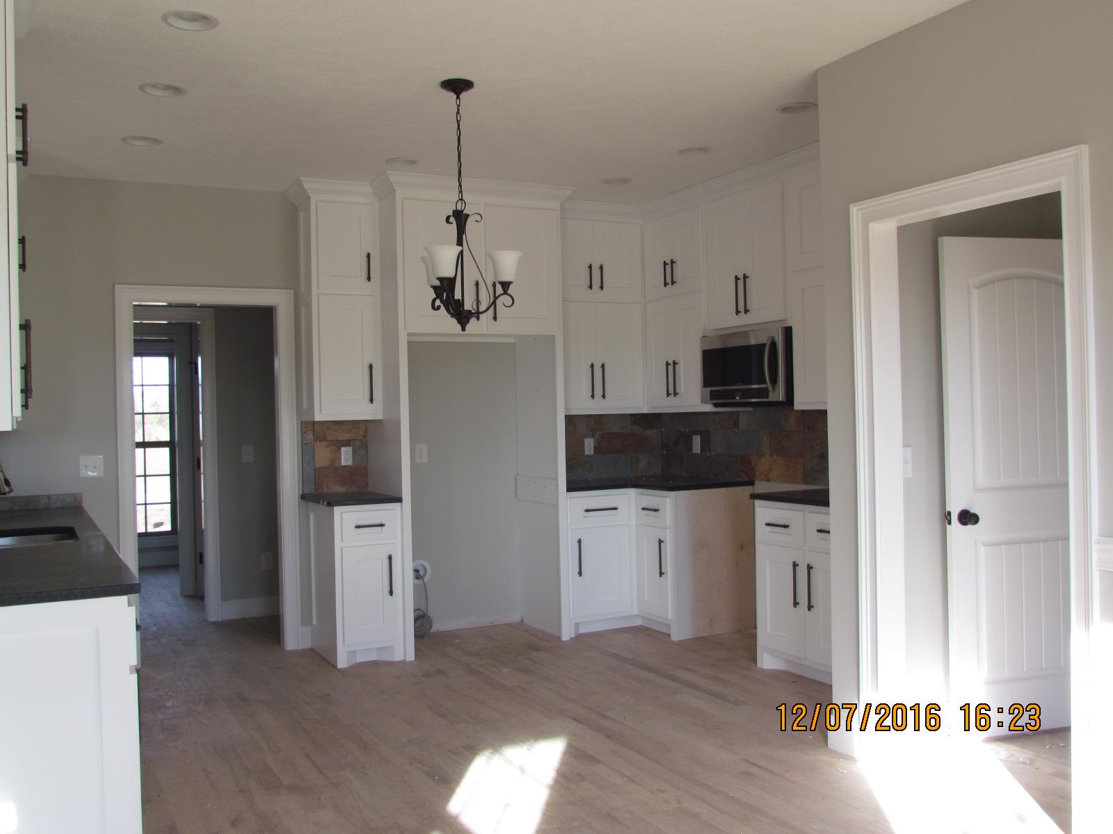 120 Aberdeen Road Hillsboro, TN 37342 - Photo 8 of 18 Gallery Image 8