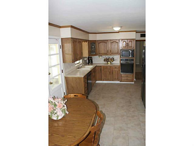 3104 Westwick Road Columbus, OH 43232 - Photo 5 of 24 Gallery Image 5