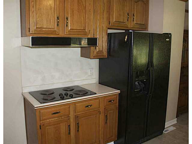 3104 Westwick Road Columbus, OH 43232 - Photo 7 of 24 Gallery Image 7
