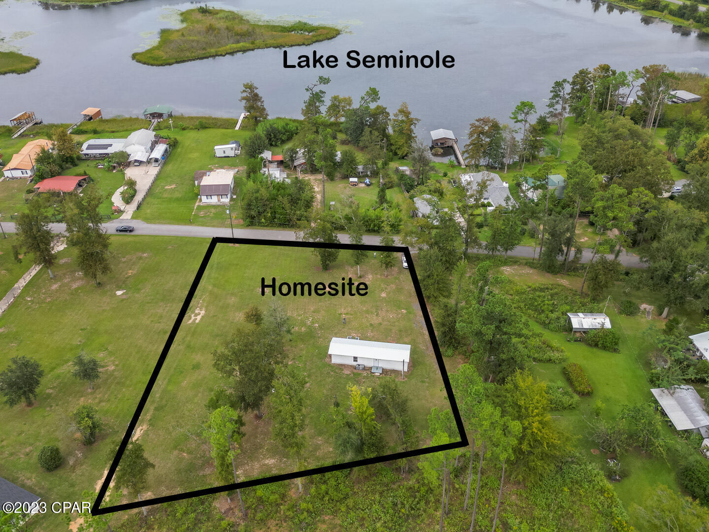 7815 Lake Seminole Road Sneads, FL 32460 - Photo 2 of 14