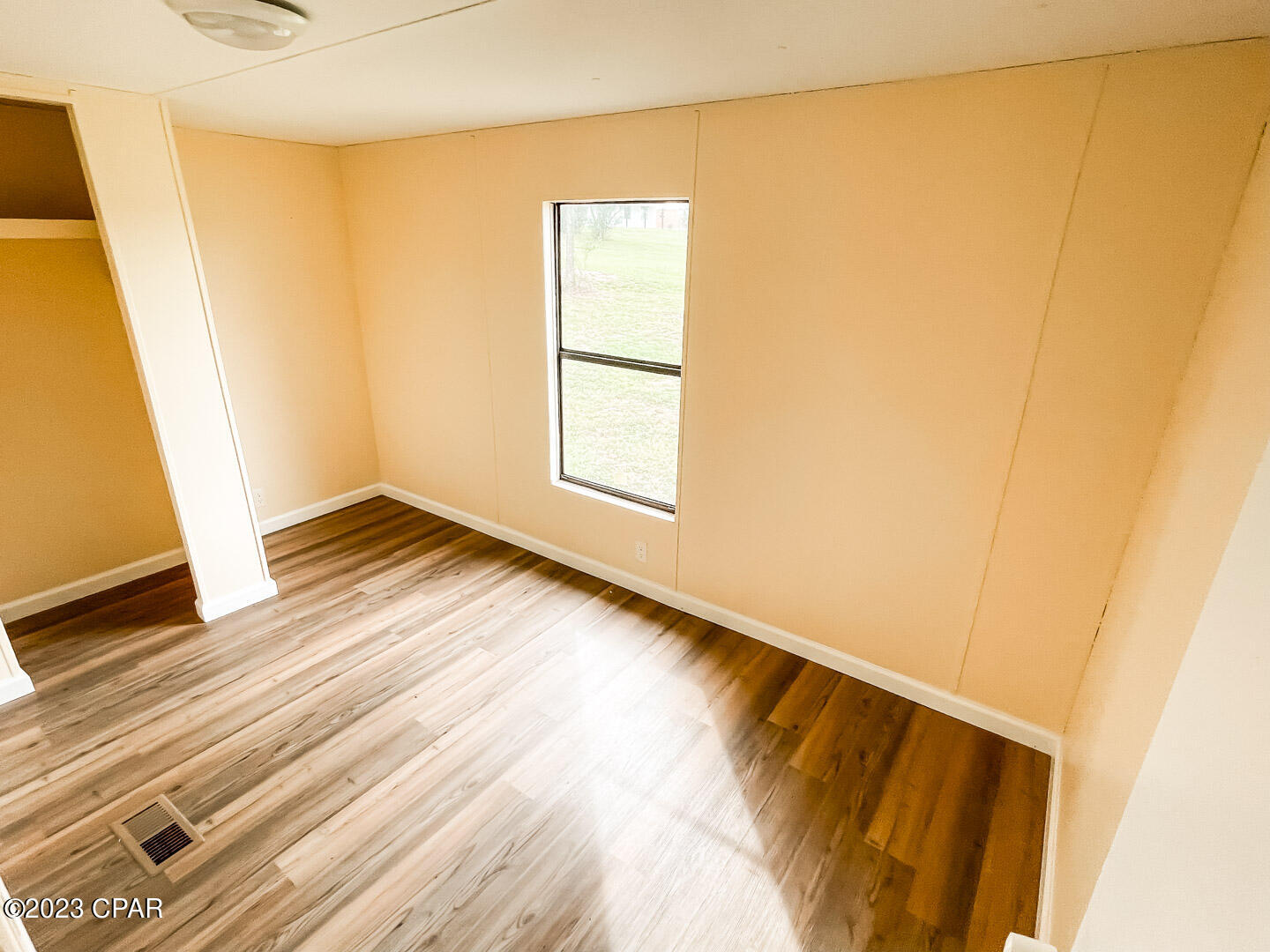 7815 Lake Seminole Road Sneads, FL 32460 - Photo 9 of 14