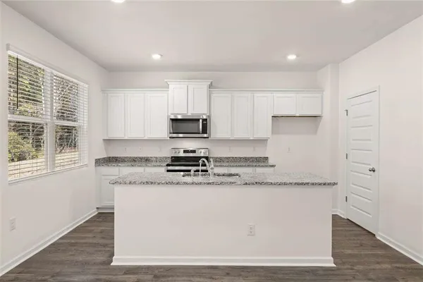 $366,700 | 101 Oakchase Pk Lane, Hampton, GA 30228