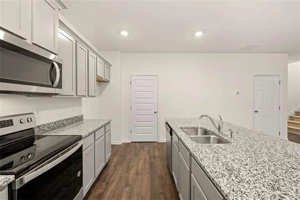 $366,700 | 101 Oakchase Pk Lane, Hampton, GA 30228