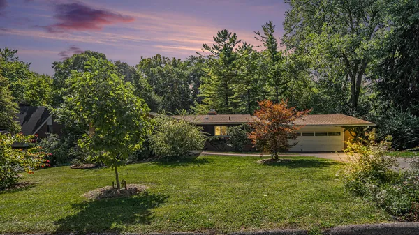 $1,240,000 | 442 Huntington Place, Ann Arbor, MI 48104