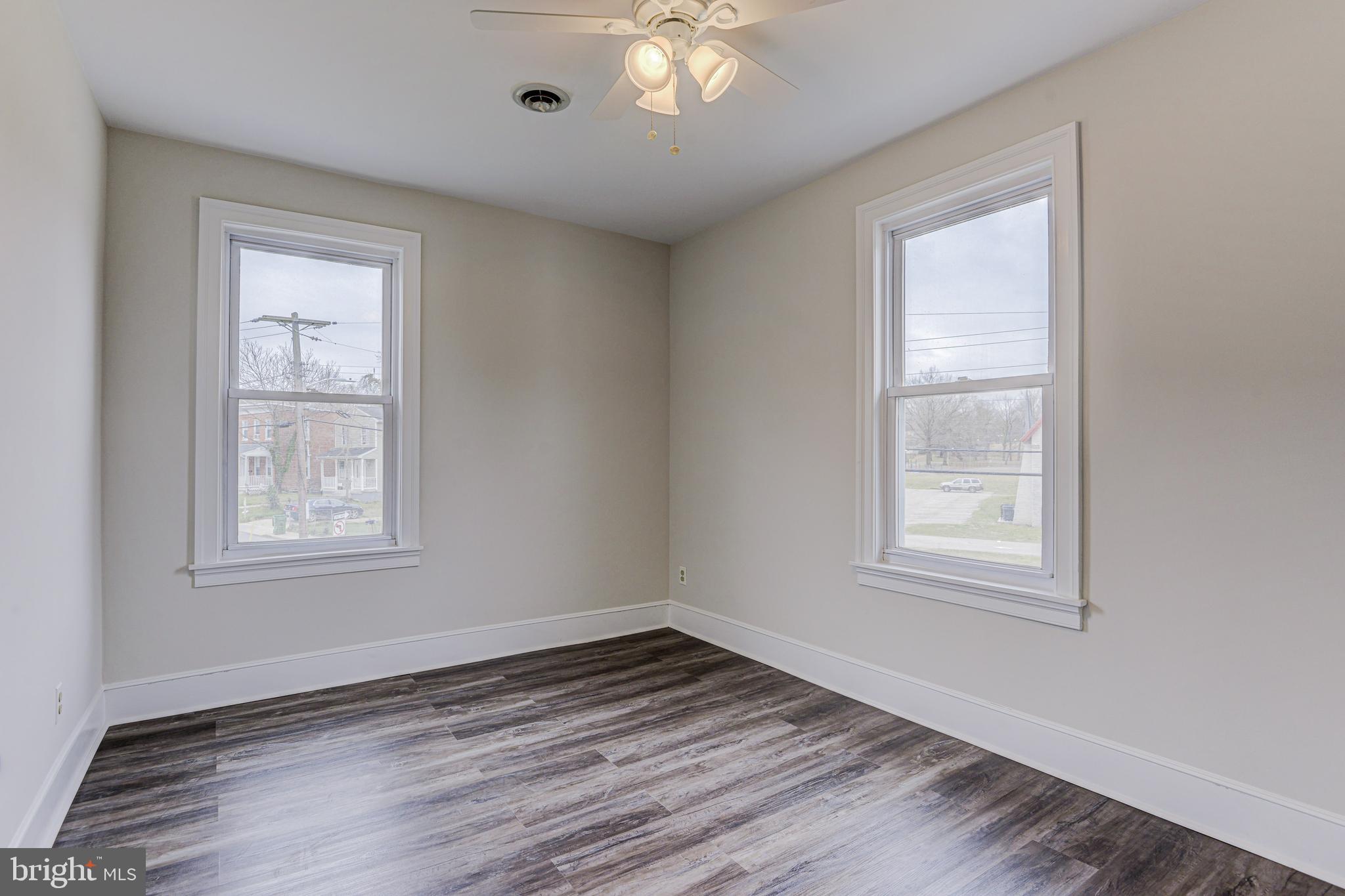 1023 Haverhill Road Baltimore, MD 21229 - Photo 32 of 37 Gallery Image 32