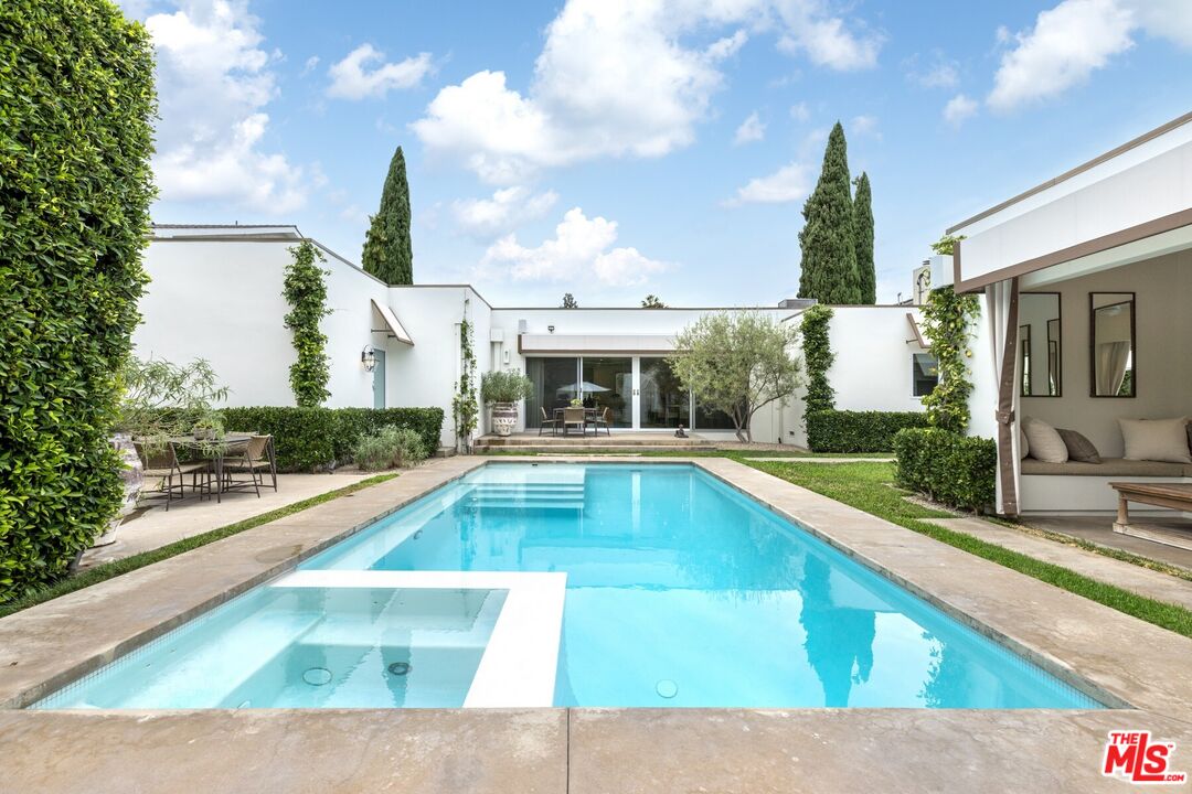 520 North Rexford Drive, Beverly Hills, CA 90210 Compass