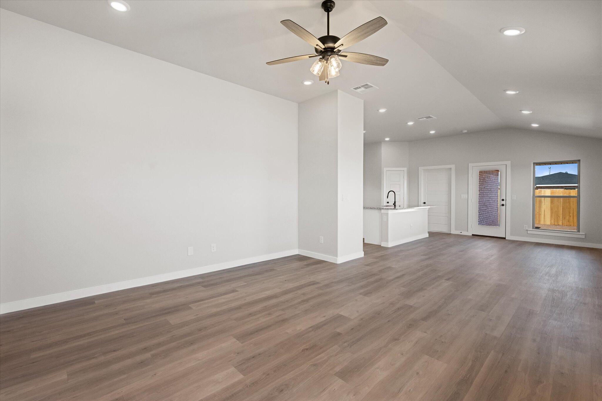 5502 Princeton Street Lubbock, TX 79416 - Photo 6 of 21 06-5502 Princeton_5356