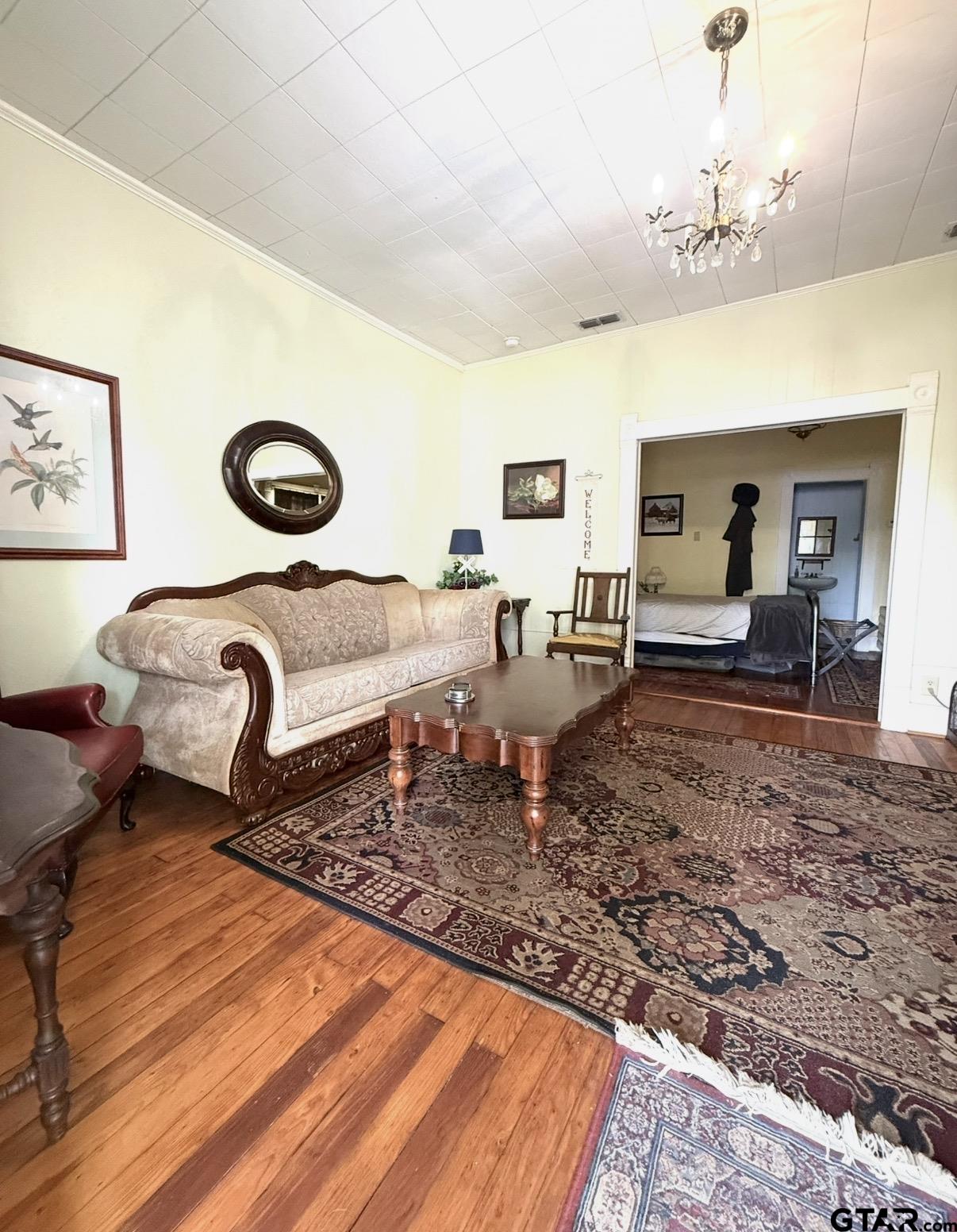 202 Graham Street Mineola, TX 75773 - Photo 7 of 28