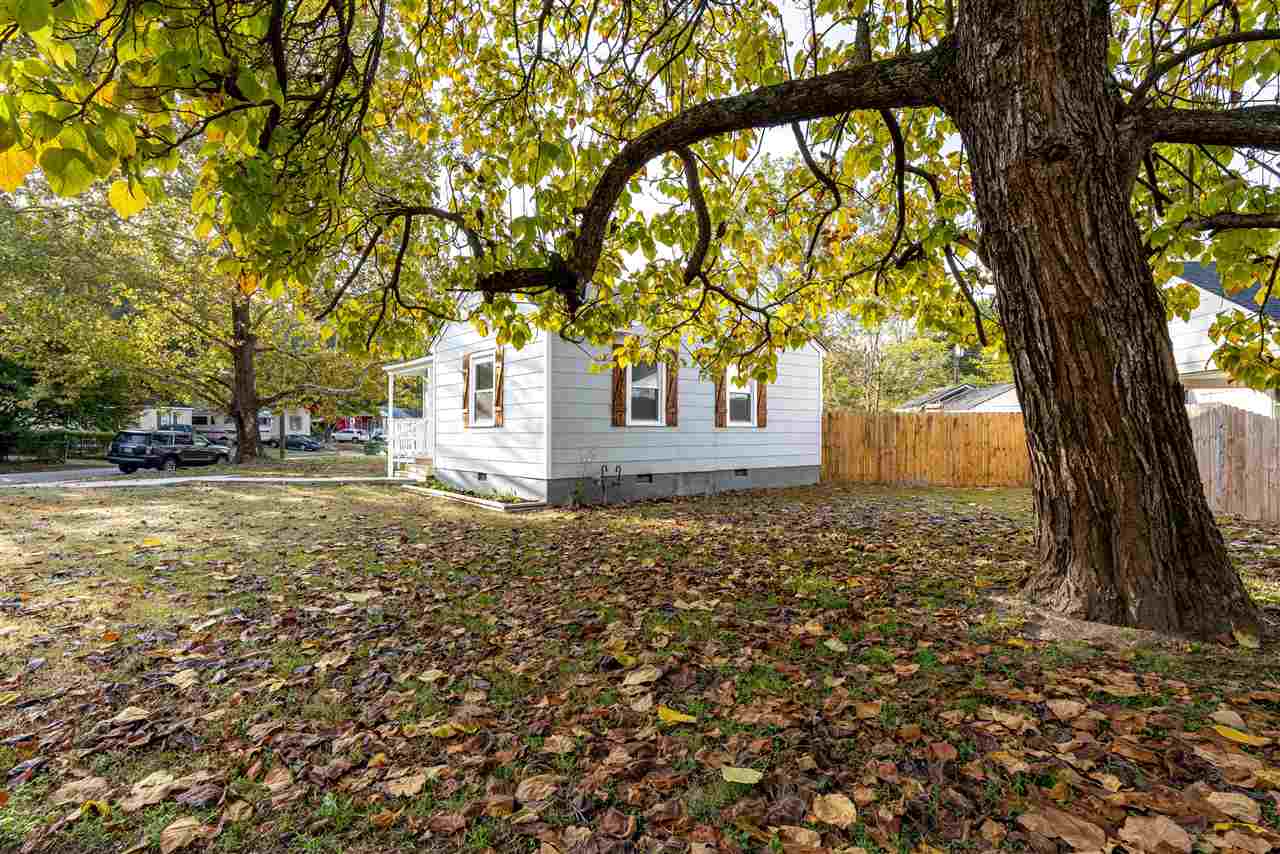1743 Weiner Road Memphis, TN 38108 - Photo 4 of 24 Gallery Image 4