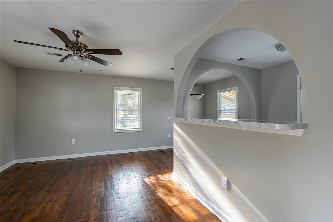 1743 Weiner Road Memphis, TN 38108 - Photo 8 of 24 Gallery Image 8