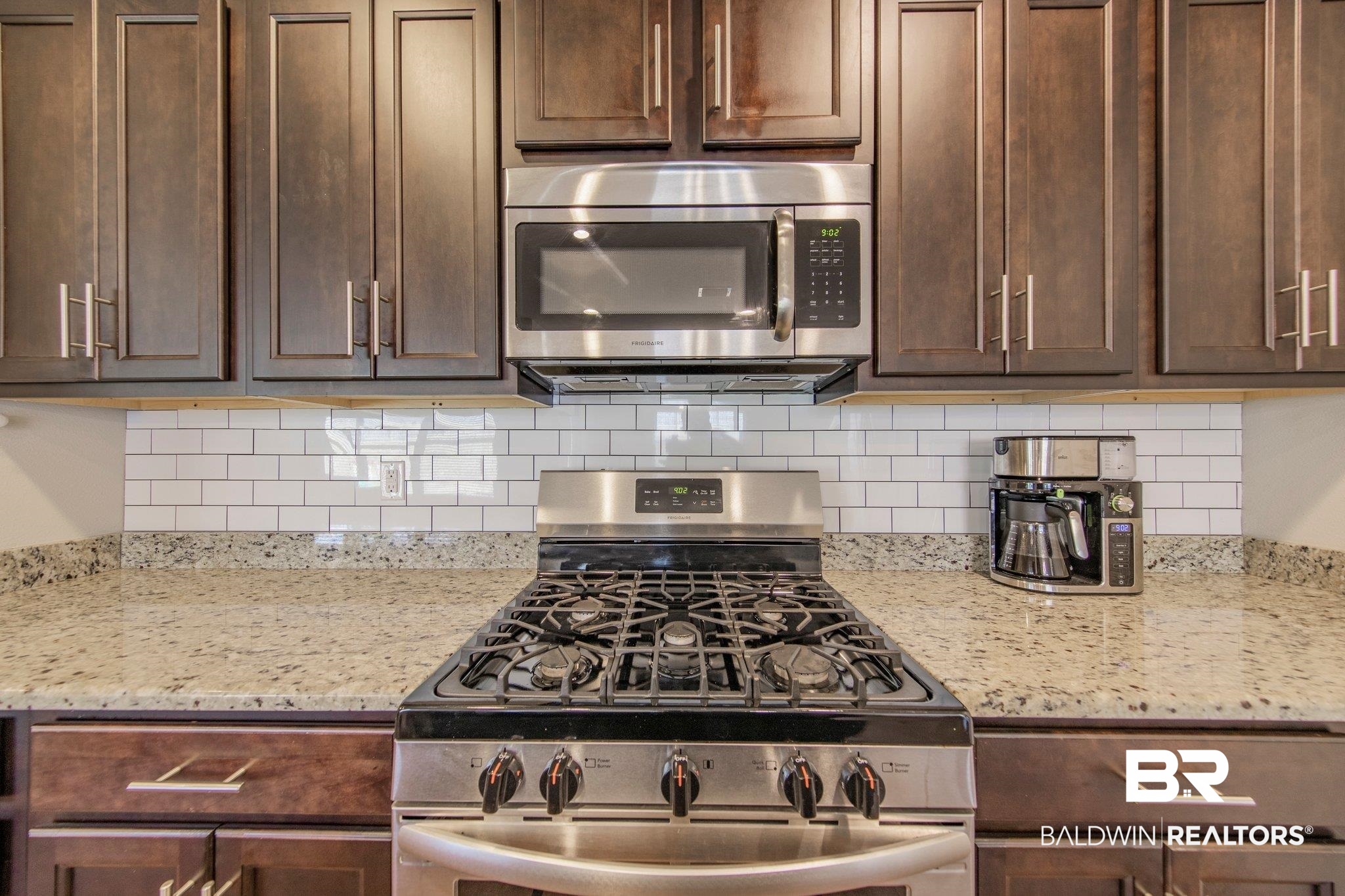 31453 Hoot Owl Road Daphne, AL 36527 - Photo 15 of 39 Gas Range