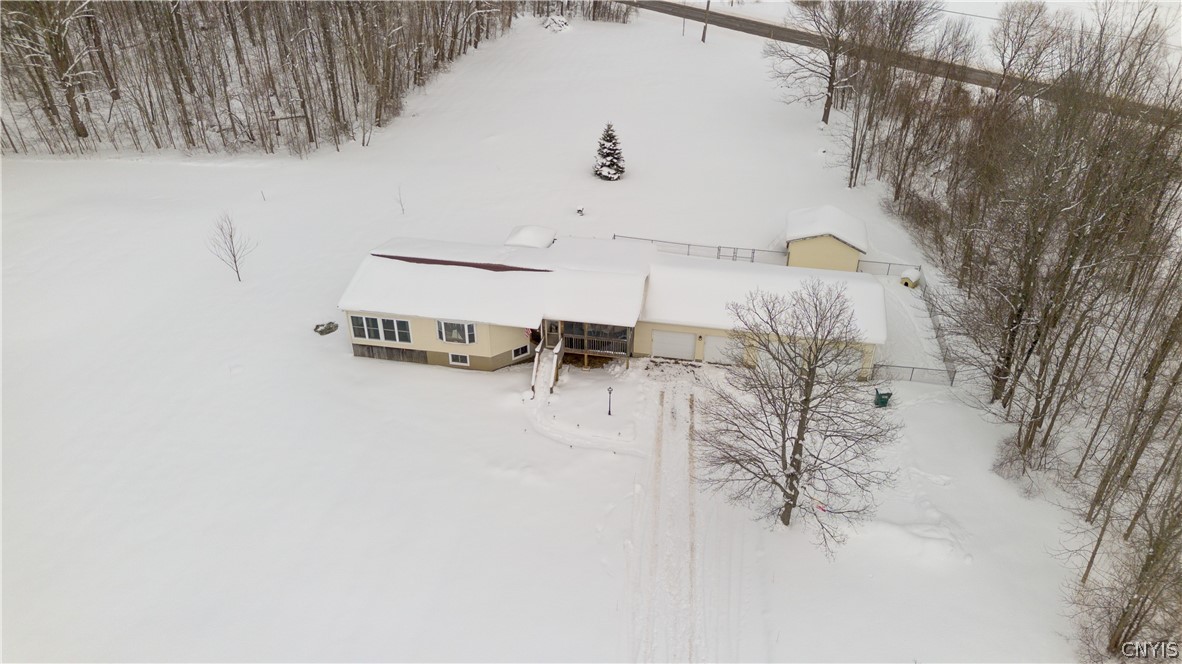 18 Biddlecum Road Schroeppel, NY 13132 - Photo 5 of 50