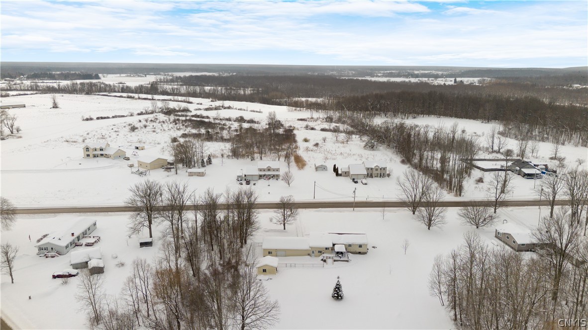 18 Biddlecum Road Schroeppel, NY 13132 - Photo 8 of 50