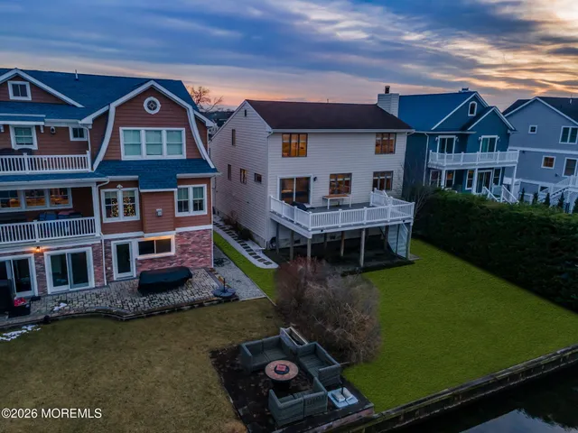 $1,650,000 | 211 Forman Avenue, Point Pleasant Beach, NJ 08742