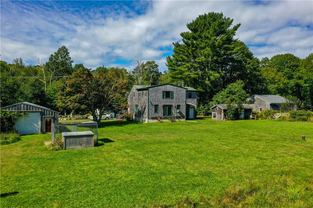1972 Crandall Road Tiverton, RI 02878 - Photo 3 of 23 Gallery Image 3