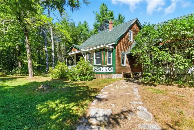 $699,000 | 699 North North High Street, Bridgton, ME 04009
