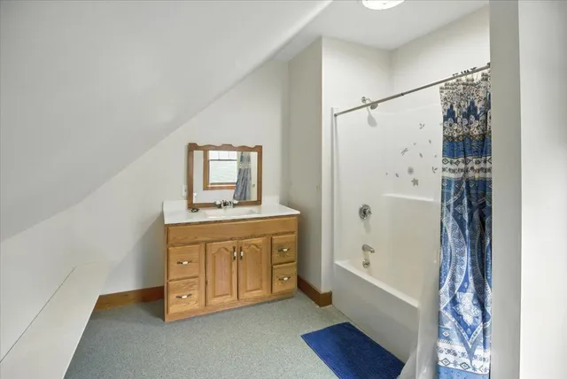 $699,000 | 699 North North High Street, Bridgton, ME 04009