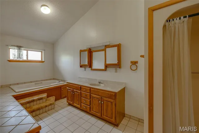 $1,400,000 | 8619 Hwy East, Bonne Terre, MO 63628