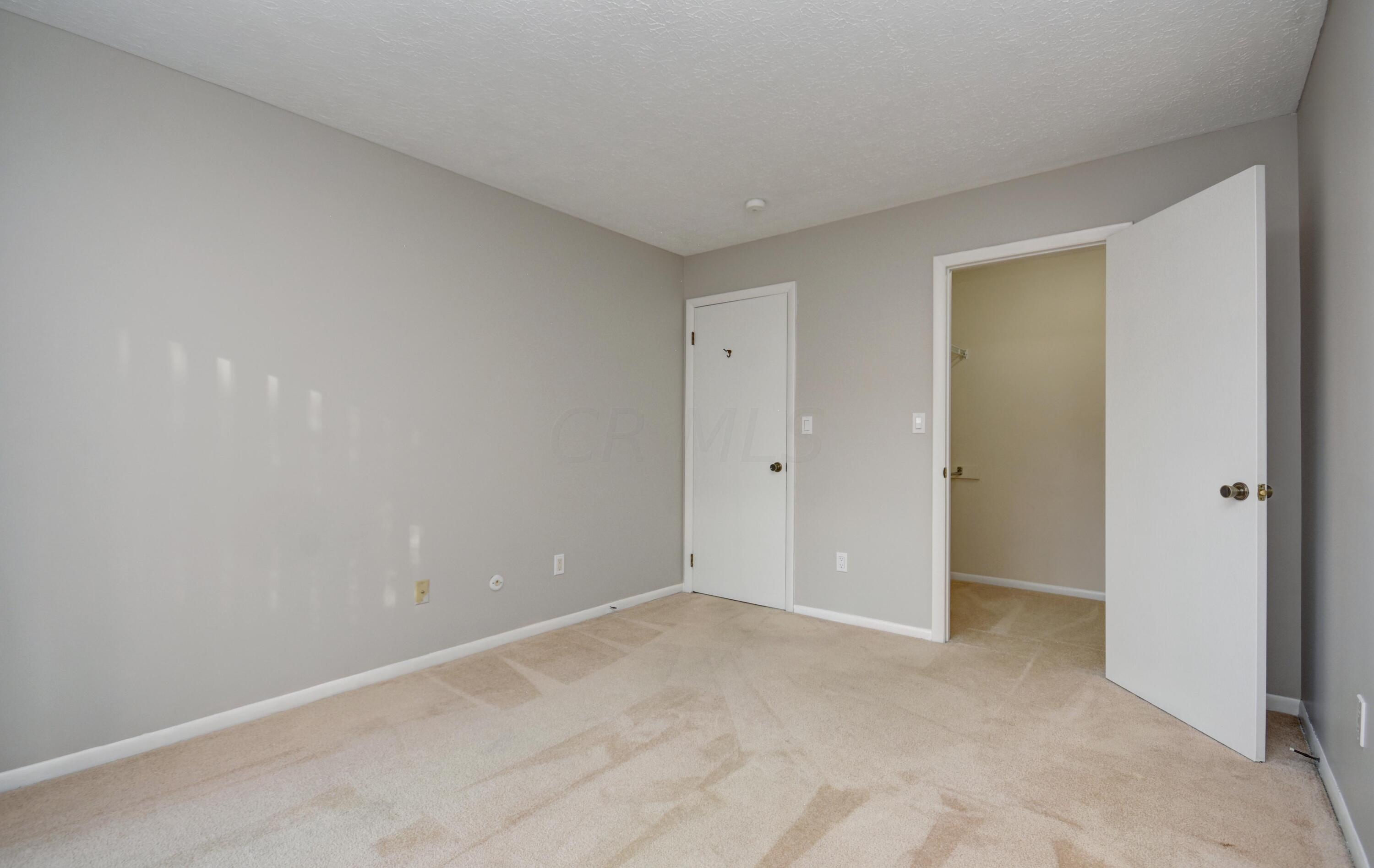 2245 Hedgerow Road, Unit 2245D Columbus, OH 43220 - Photo 21 of 25