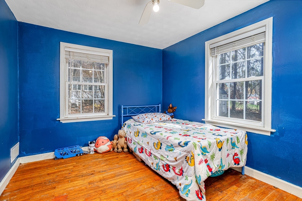 30 South Meadow Road Lancaster, MA 01523 - Photo 16 of 36