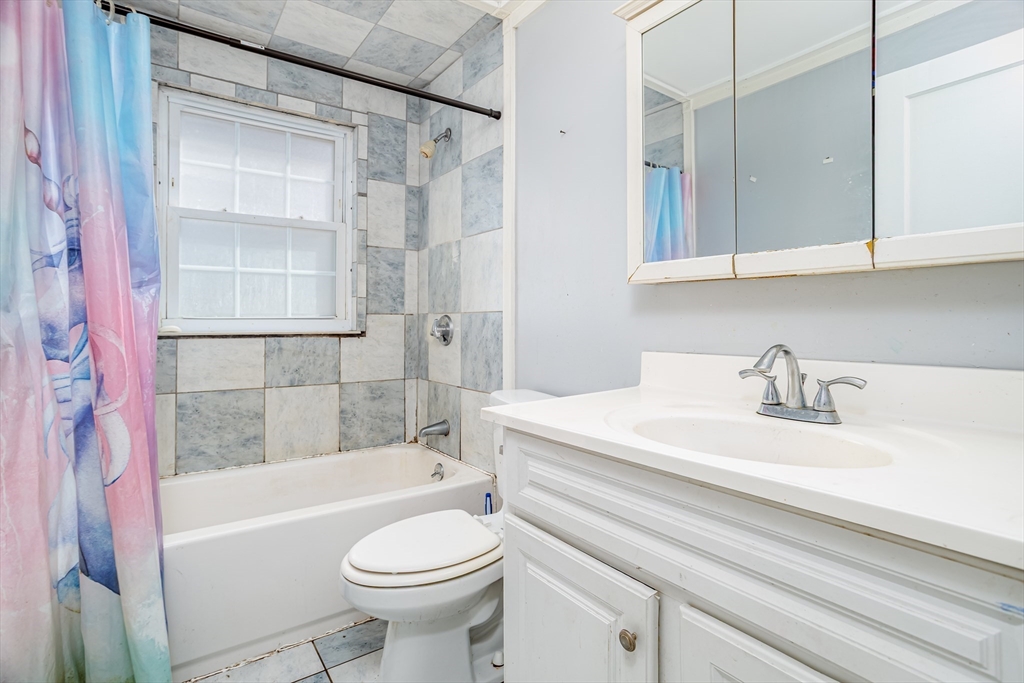 30 South Meadow Road Lancaster, MA 01523 - Photo 19 of 36