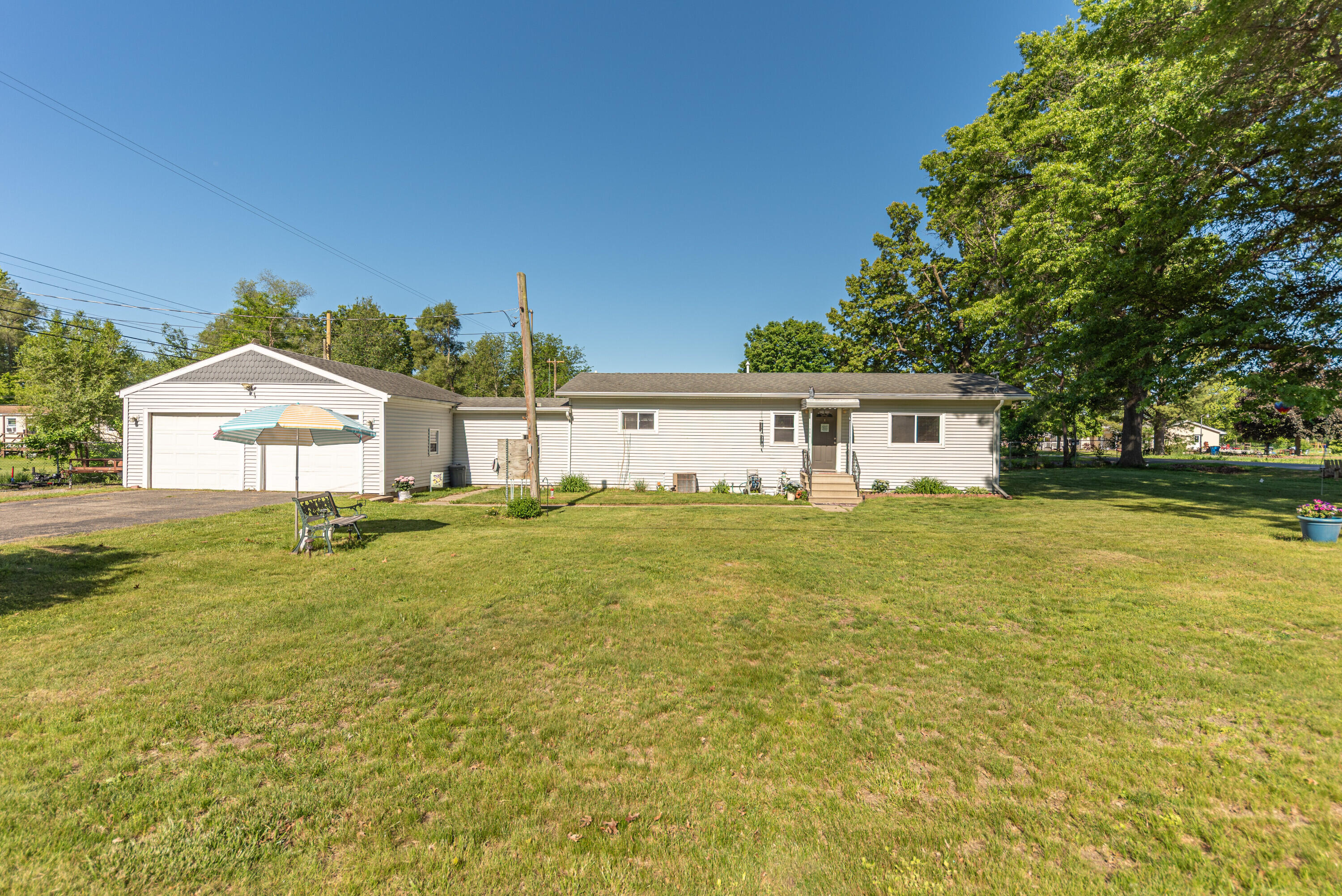 9437 Cady Road Jackson, MI 49201 - Photo 1 of 40 000