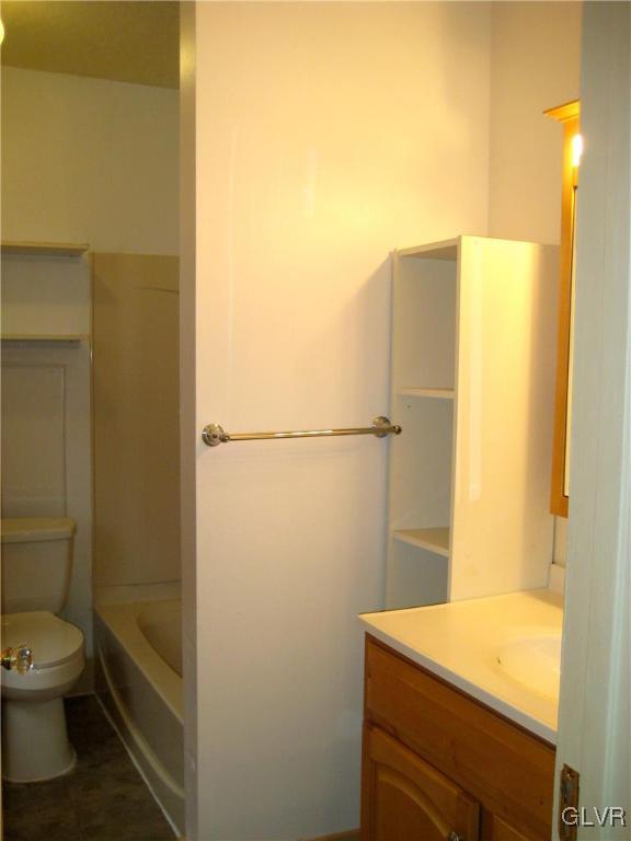 2010 Leithsville Road Hellertown, PA 18055 - Photo 11 of 27 Gallery Image 11