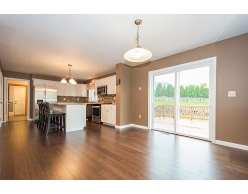 25 Robbins Road Ayer, MA 01432 - Photo 5 of 23