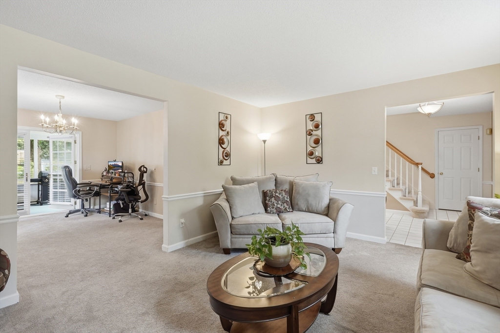 39 Venture Drive Springfield, MA 01119 - Photo 10 of 41