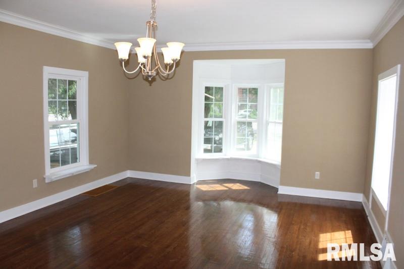5025 North Prospect Road Peoria Heights, IL 61616 - Photo 6 of 29 Gallery Image 6