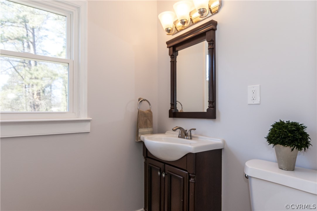 2910 Blendwell Road Richmond, VA 23224 - Photo 15 of 29 Gallery Image 15