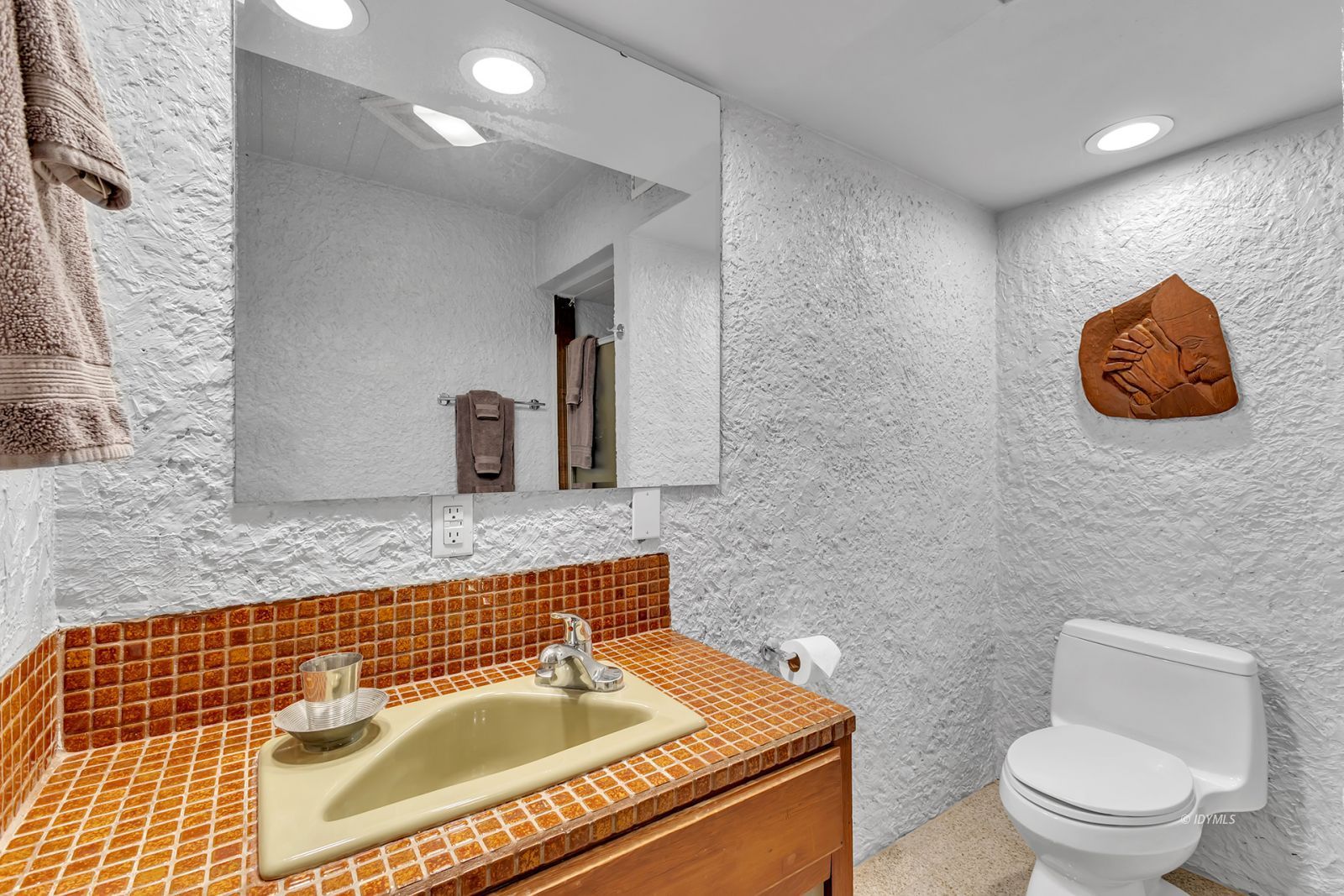 53580 Jeffery Pine Road Idyllwild, CA 92549 - Photo 35 of 90 a bathroom with a sink toilet and vanity