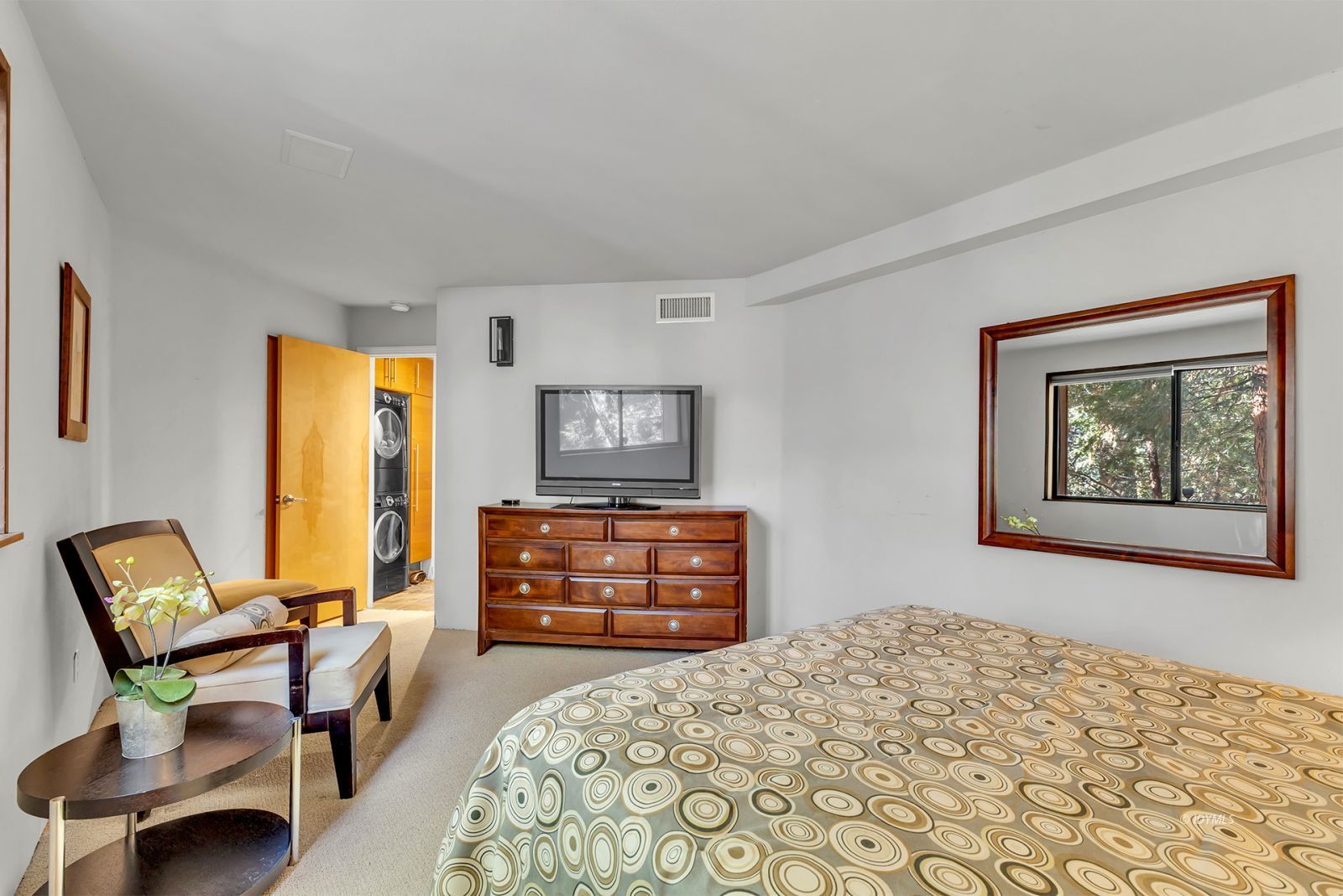 53580 Jeffery Pine Road Idyllwild, CA 92549 - Photo 38 of 90 a bedroom with a bed and wooden floor