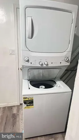 $2,800 | 3007 Elmwood Drive, Alexandria, VA 22303