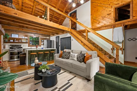 $740,000 | 278 Laurel Road, Townsend, TN 37882