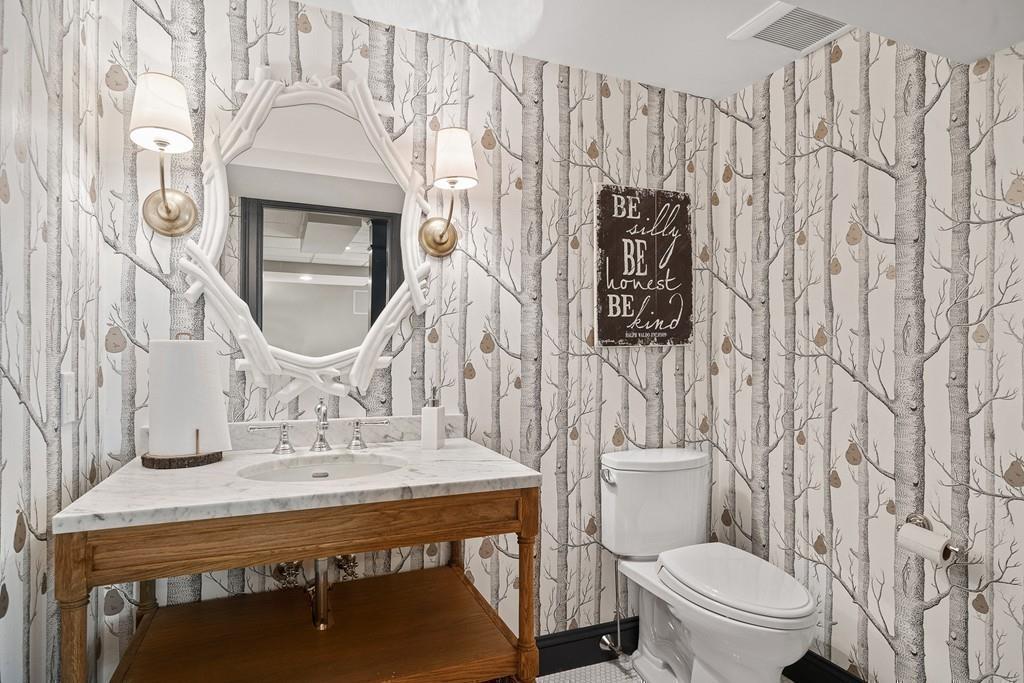 43 Highgate Road Wellesley, MA 02481 - Photo 27 of 33