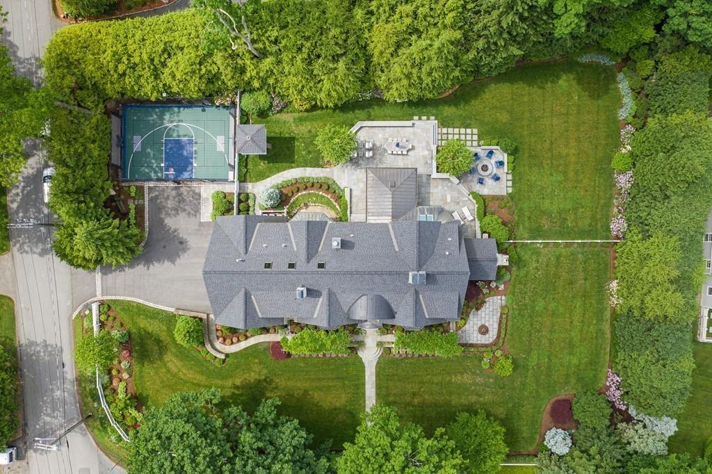 43 Highgate Road Wellesley, MA 02481 - Photo 3 of 33