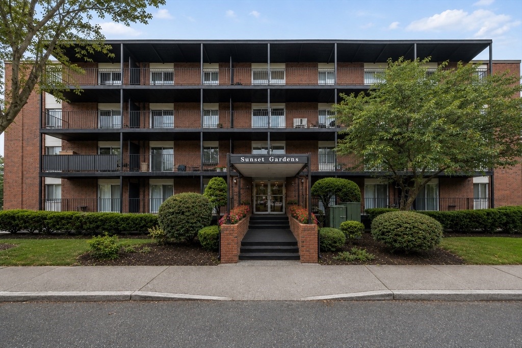 45 Oval Road, Unit 8 Quincy, MA 02170 - Photo 16 of 16 Gallery Image 16