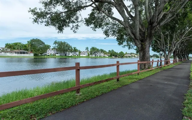 a park view with a entertaining space