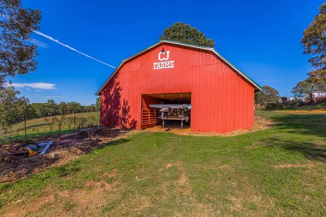 $2,000,000 | 398 West V Thompson Road, Rutherfordton, NC 28139