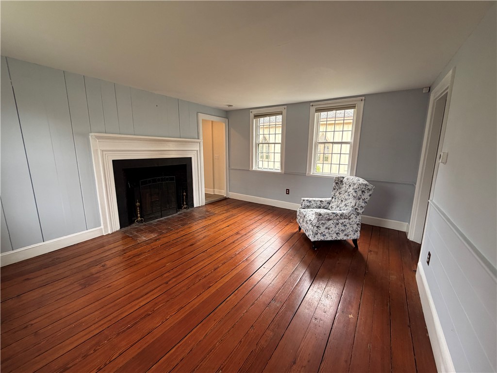 63 Poplar Street, Unit 3 Newport, RI 02840 - Photo 7 of 14
