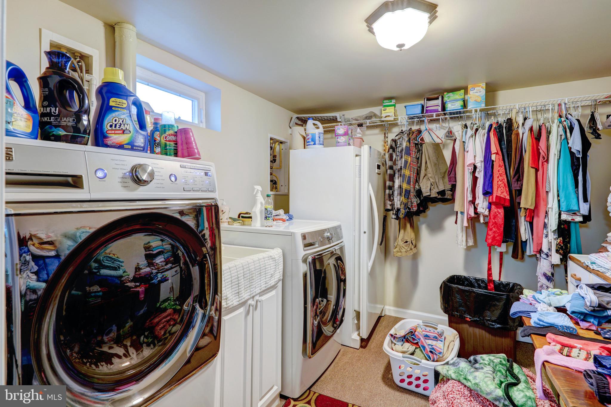 28010 Riverside Drive Salisbury, MD 21801 - Photo 44 of 47 laundry room w/ sink in basement