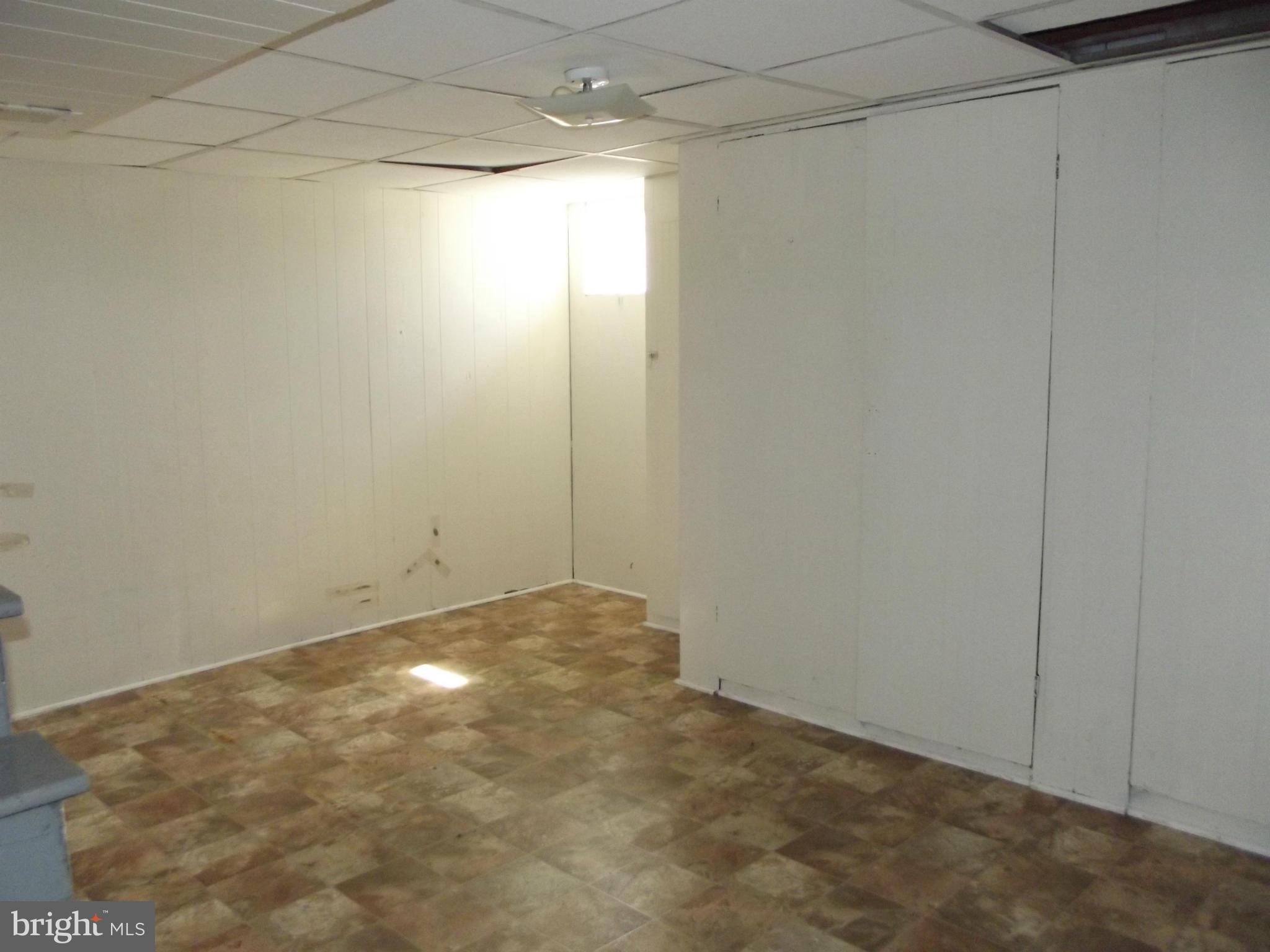 8422 Kavanagh Road Dundalk, MD 21222 - Photo 14 of 17 Interior (General)