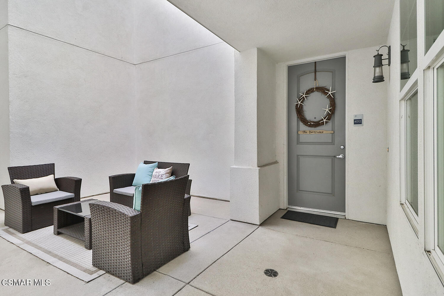 4012 Tradewinds Drive, Unit 101 Oxnard, CA 93035 - Photo 12 of 56 bEntry2