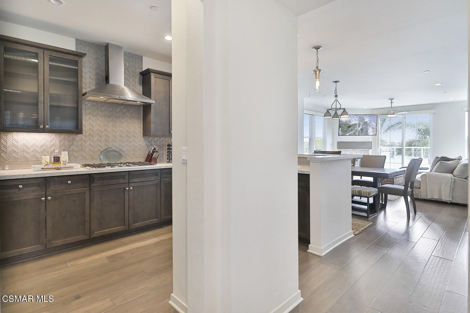 4012 Tradewinds Drive, Unit 101 Oxnard, CA 93035 - Photo 14 of 56 bEntry4