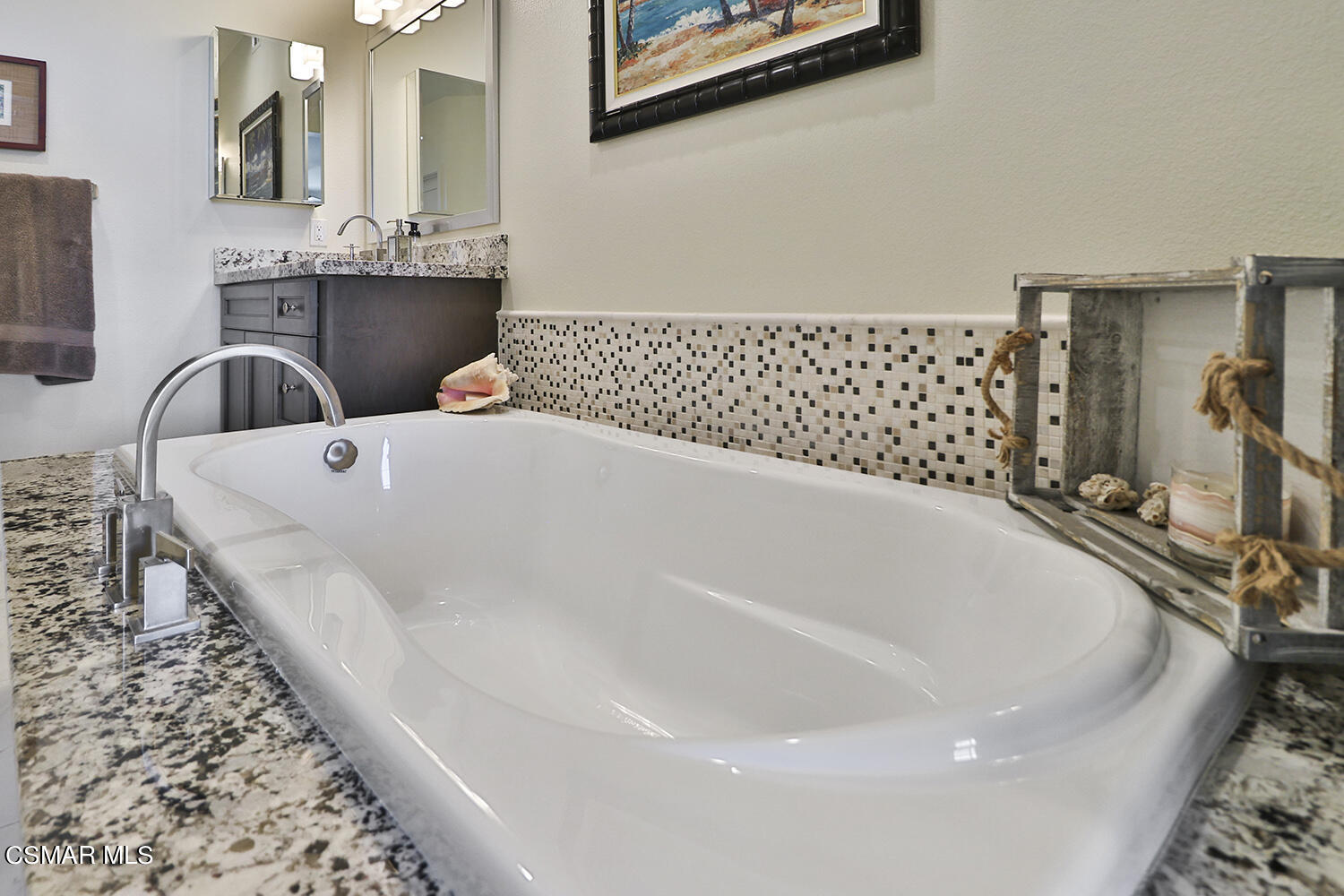 4012 Tradewinds Drive, Unit 101 Oxnard, CA 93035 - Photo 39 of 56 iMain Bedroom Suite5