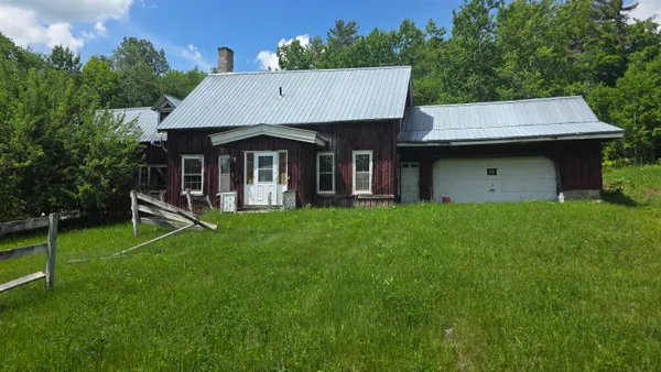 $649,000 | 91 Venheim Road, Unit 1, Lunenburg, VT 05906
